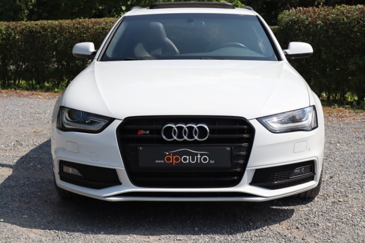 Audi S4 Avant 3.0 V6 TFSI S Tronic S Line