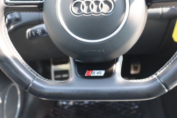 Audi S4 Avant 3.0 V6 TFSI S Tronic S Line