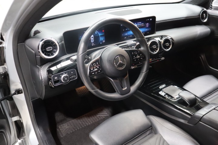 Mercedes A180