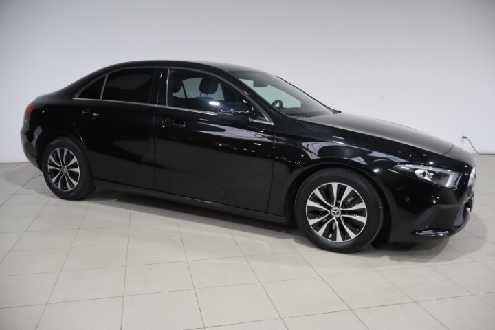 Mercedes A180d