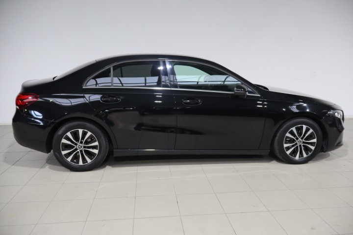 Mercedes A180d