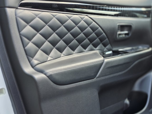 Mitsubishi Outlander 2.4i 4WD