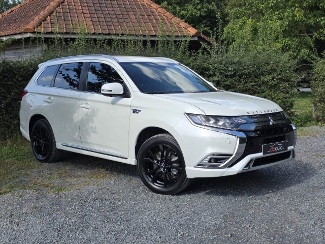 Mitsubishi Outlander 2.4i 4WD