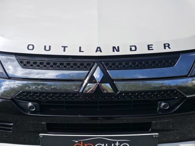 Mitsubishi Outlander 2.4i 4WD