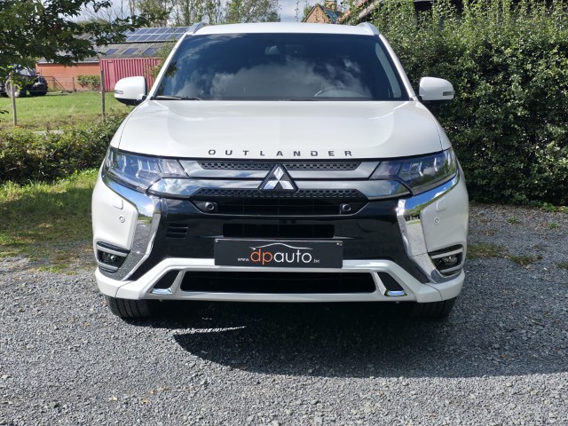 Mitsubishi Outlander 2.4i 4WD