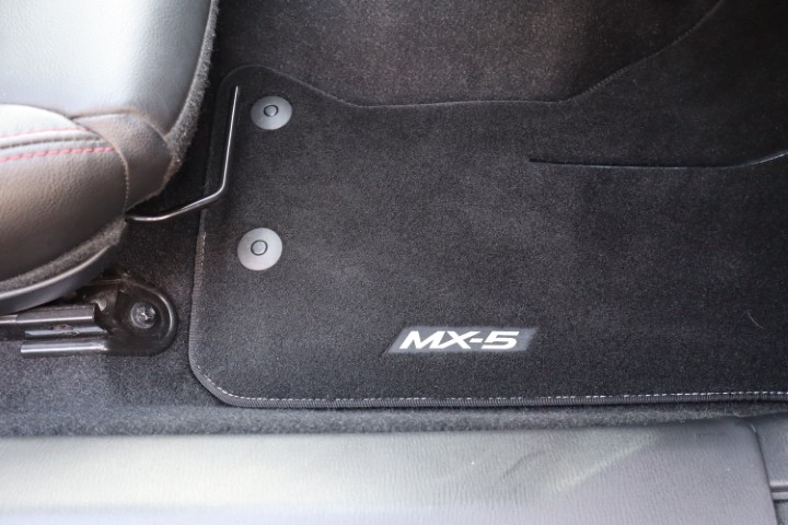 Mazda MX5 Roadster Cabriolet 2.0i