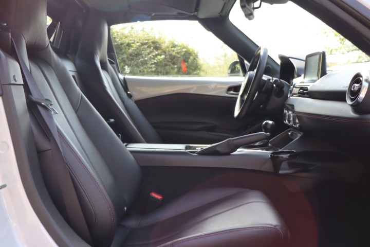Mazda MX5 Roadster Cabriolet 2.0i