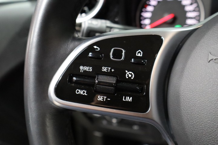 Mercedes EQT