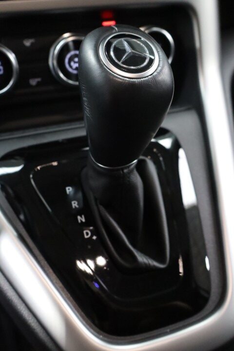 Mercedes EQT