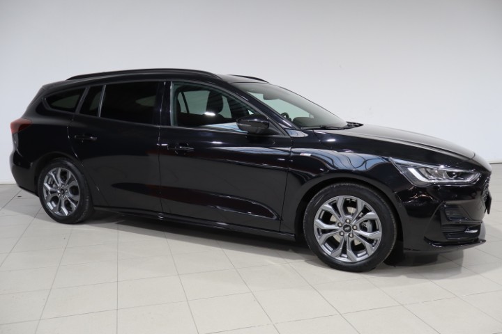 Ford Focus 1.0i MHEV ST LINE