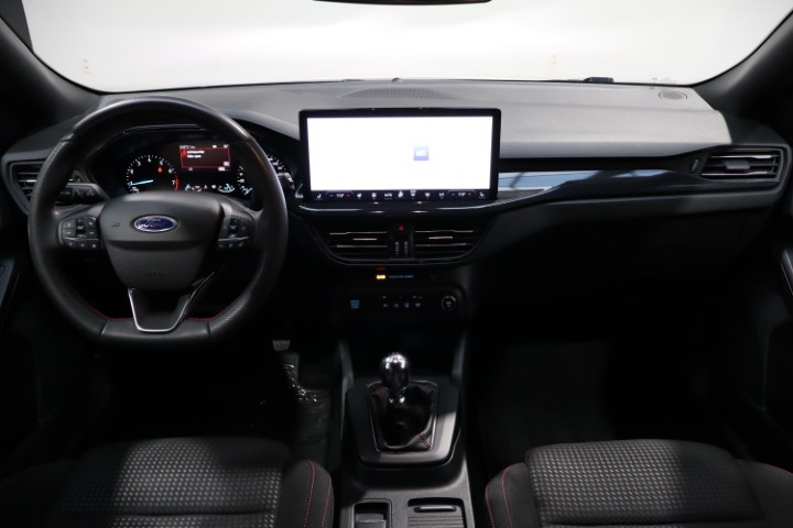 Ford Focus 1.0i MHEV ST LINE