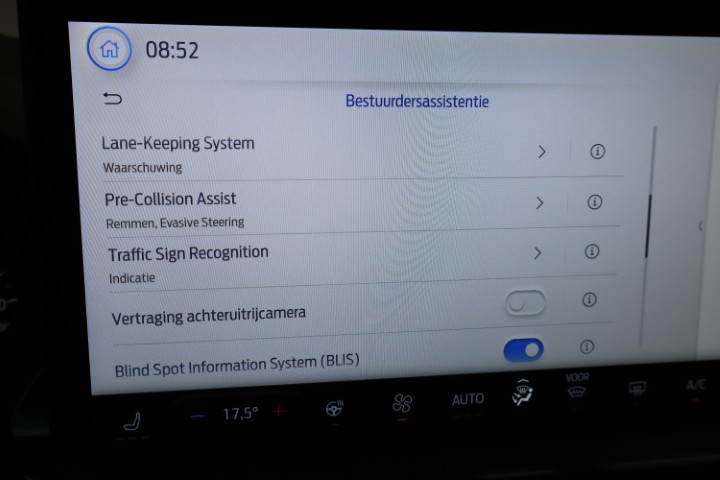 Ford Focus 1.0i MHEV ST LINE