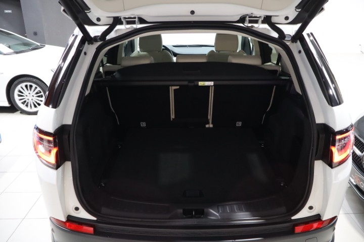 Land Rover Discovery Sport PHEV P300e