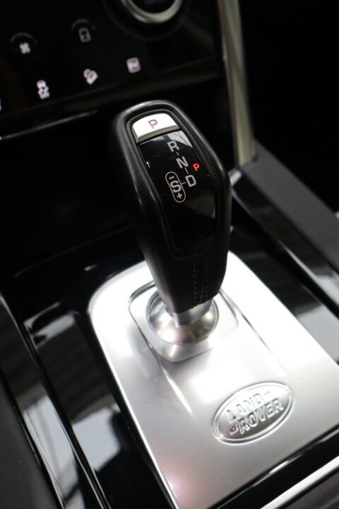 Land Rover Discovery Sport PHEV P300e
