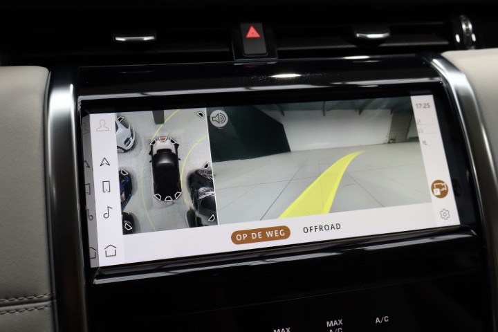 Land Rover Discovery Sport PHEV P300e