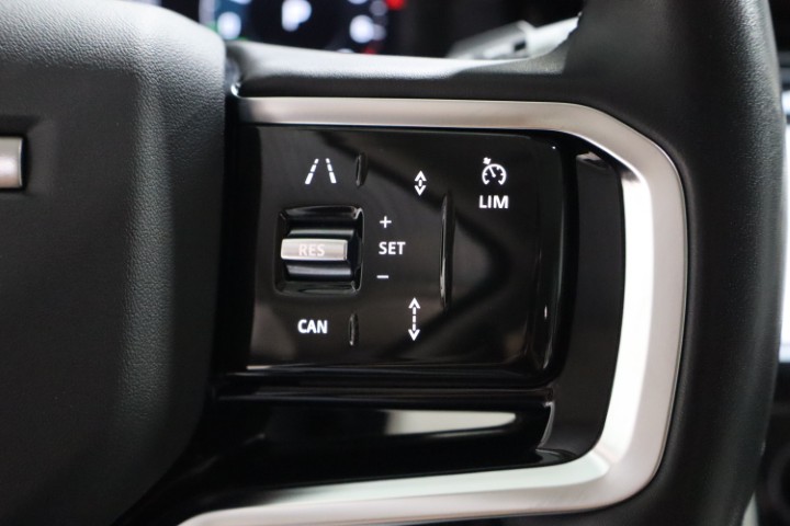 Land Rover Discovery Sport PHEV P300e