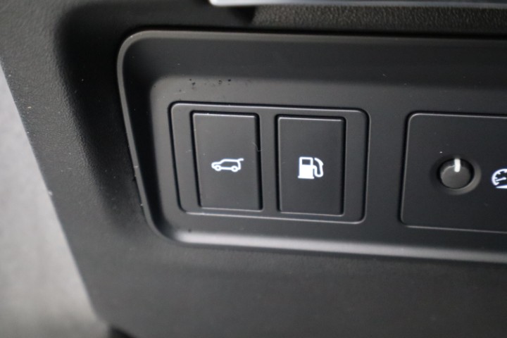 Land Rover Discovery Sport PHEV P300e