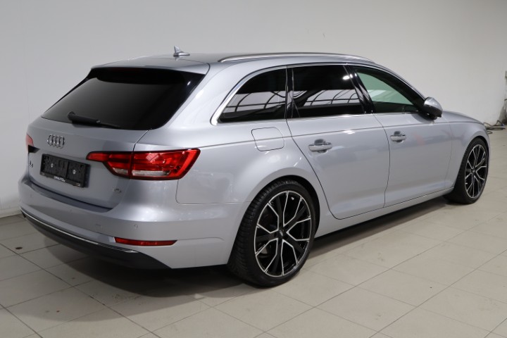 Audi A4 Avant 2.0 TDi Automaat