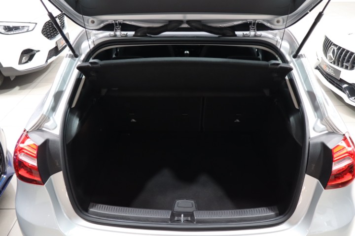 Mercedes A160