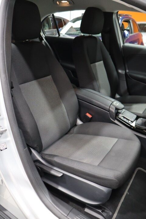 Mercedes A160