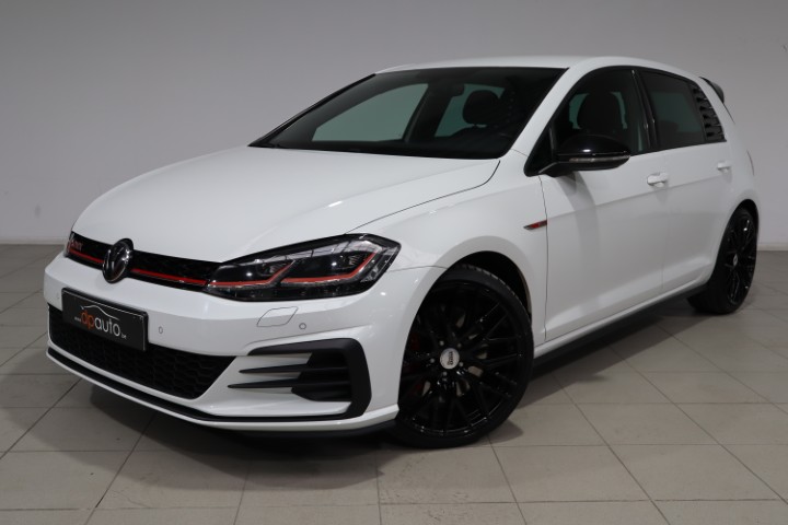 Volkswagen Golf GTI 2.0 TSI DSG