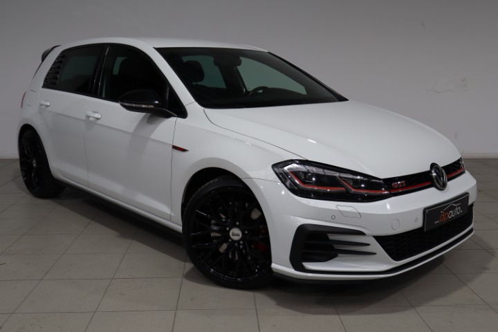 Volkswagen Golf GTI 2.0 TSI DSG