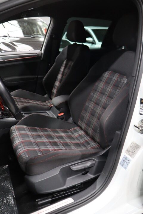 Volkswagen Golf GTI 2.0 TSI DSG