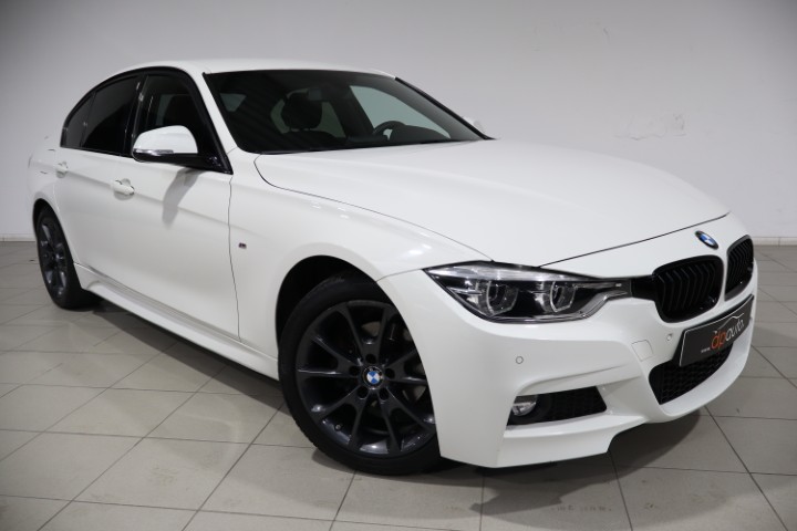 BMW 318i M PACK