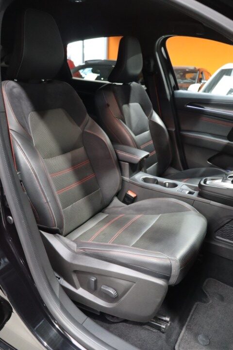Renault Arkana 1.6 EDC RS Line