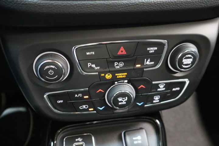 Jeep Compass 1.4i